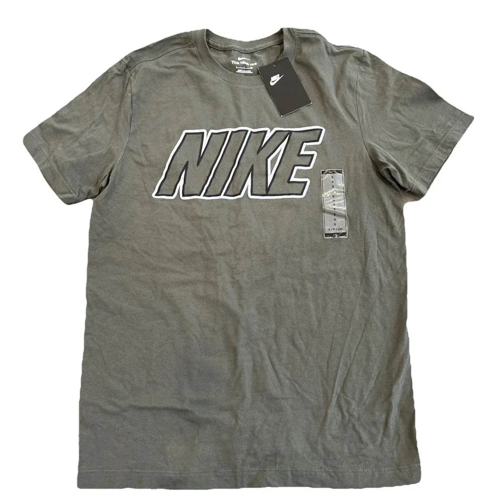 New with tag nike tshirt mens size small dark green short sleeve cotton